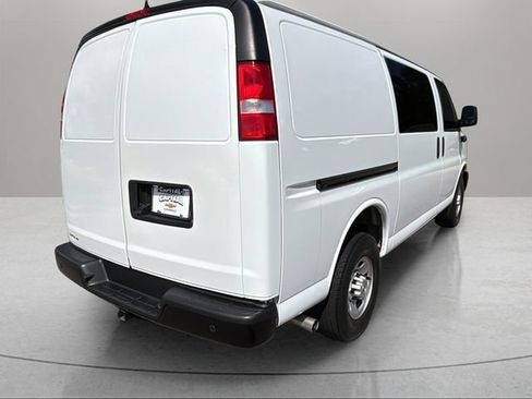 Used 2023 Chevrolet Express 2500 w/ Driver Convenience Package RWD image 11