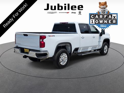 Used 2025 Chevrolet Silverado 3500 LT w/ Safety Package AWD/4WD image 5
