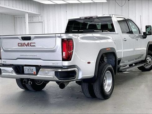 Certified 2023 GMC Sierra 3500 SLT w/ SLT Premium Package AWD/4WD image 12