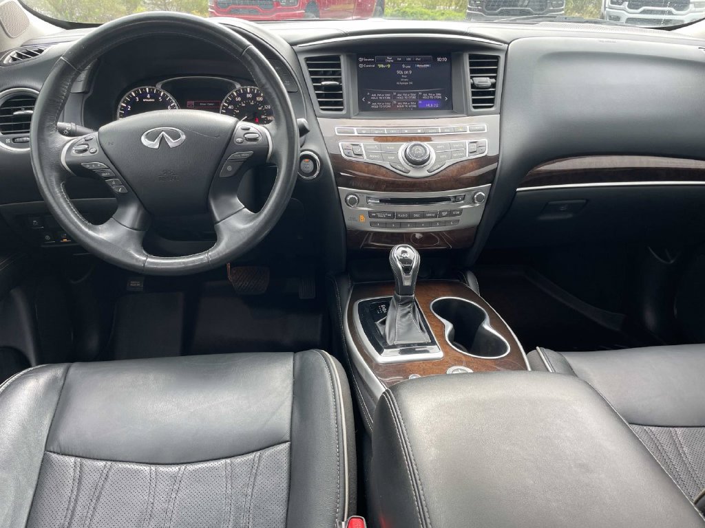 Used 2019 INFINITI QX60 Luxe w/ Sensory Package FWD image 9