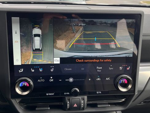 Used 2024 Lexus GX 550 w/ Accessory Package (Z1) image 58