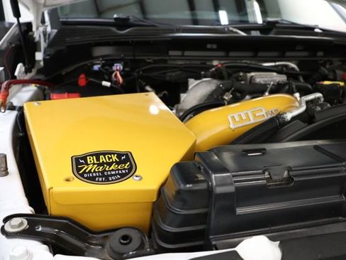 Used 2021 GMC Sierra 3500 4x4 Crew Cab w/ Gooseneck/5TH Wheel Package image 88