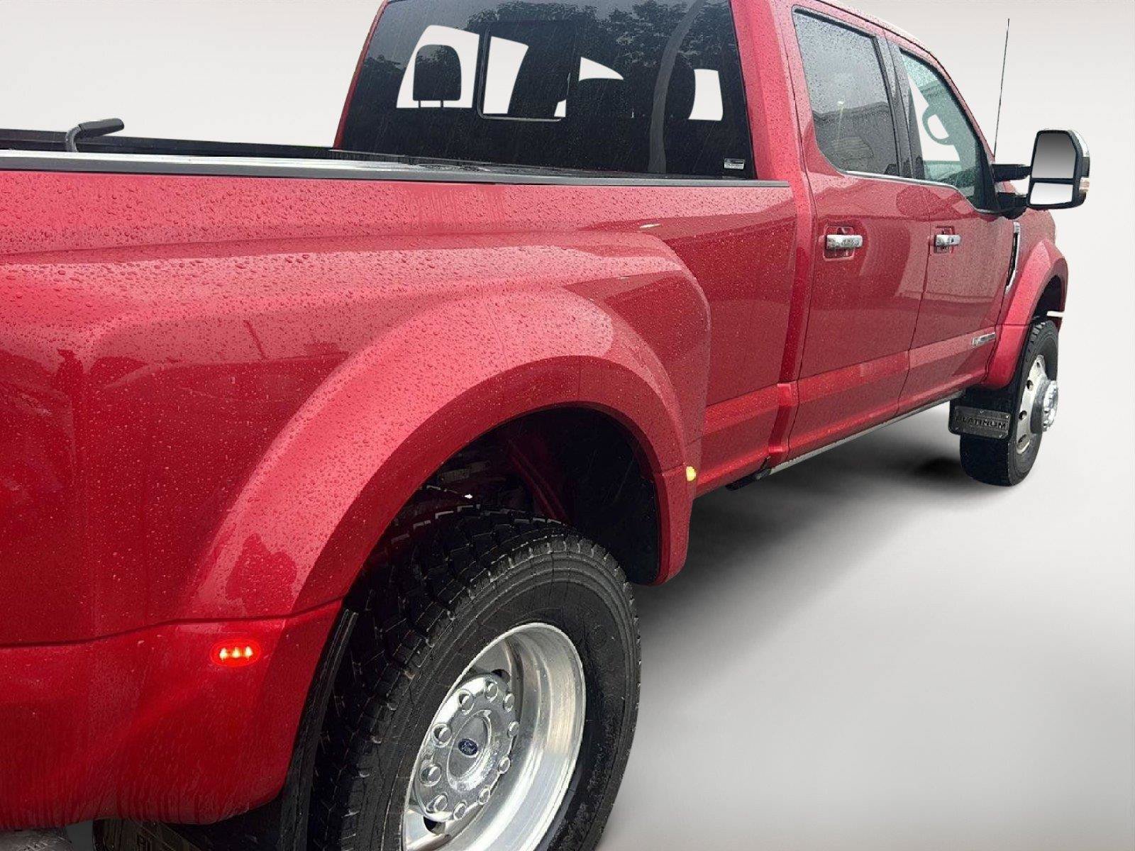 Used 2022 Ford F450 Platinum w/ FX4 Off-Road Package AWD/4WD image 3