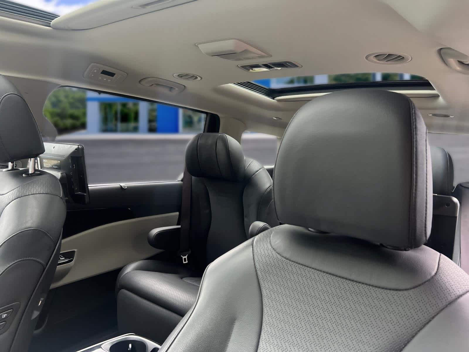 Used 2024 Kia Carnival SX Prestige FWD image 13
