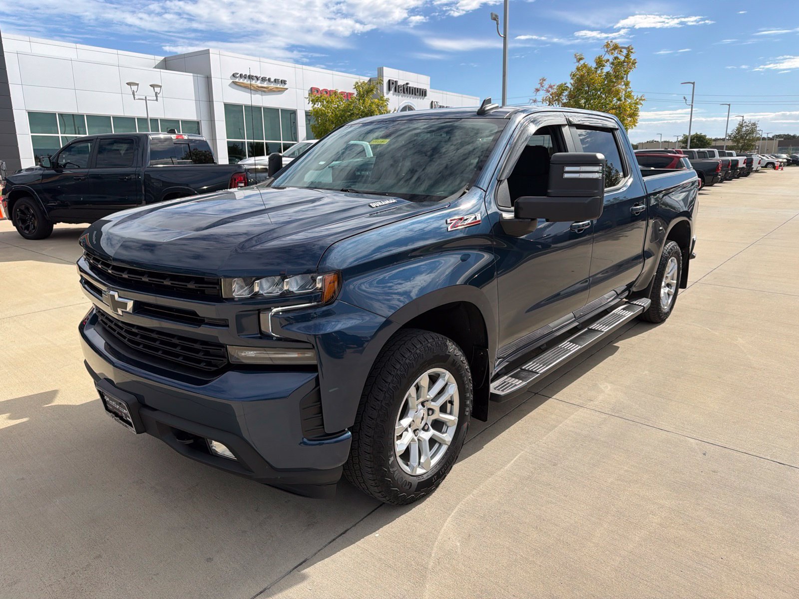 Used 2021 Chevrolet Silverado 1500 RST AWD/4WD image 9
