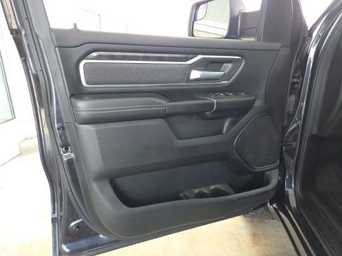 Used 2019 RAM 1500 Big Horn AWD/4WD image 37