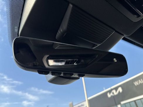 New 2026 Volkswagen Tiguan SE R-Line AWD/4WD image 34
