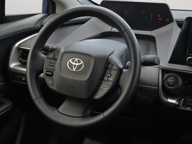Certified 2026 Toyota Prius LE FWD image 19