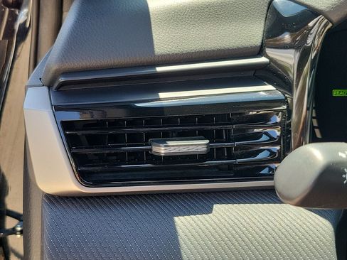 Used 2025 Toyota Camry SE FWD image 32