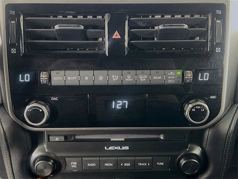 Used 2023 Lexus GX 460 Premium image 22