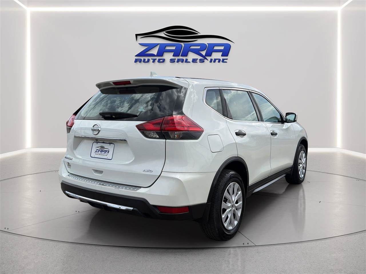 Used 2017 Nissan Rogue S AWD/4WD image 7