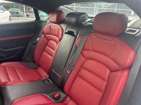 Used 2020 Porsche Taycan 4S image 13