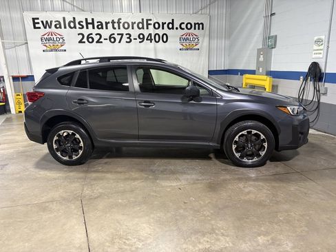 Used 2023 Subaru Crosstrek 2.0i image 7