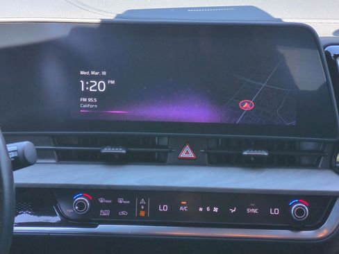 Certified 2024 Kia Sportage X-Line image 17