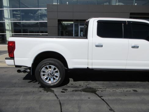 Used 2022 Ford F350 Limited AWD/4WD image 12