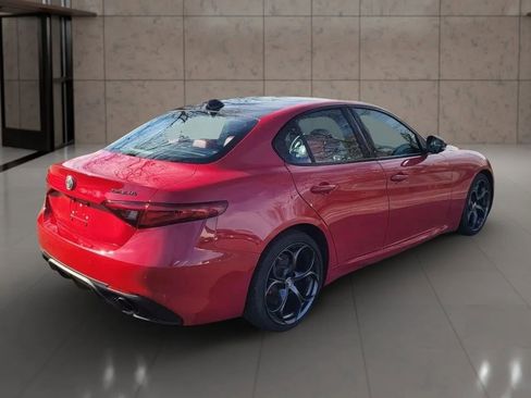 Used 2021 Alfa Romeo Giulia Ti Sport image 9