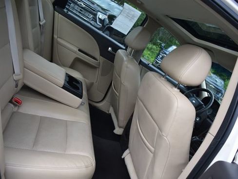 Used 2009 Ford Taurus Limited AWD/4WD image 15