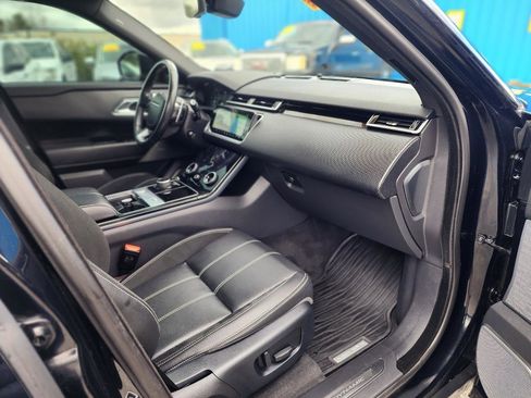 Used 2018 Land Rover Range Rover Velar R-Dynamic SE image 29