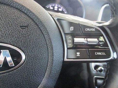 Used 2020 Kia Optima Premium image 17