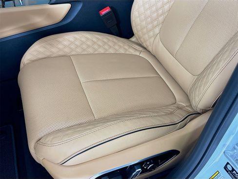 Used 2025 Jeep Grand Cherokee Summit image 21