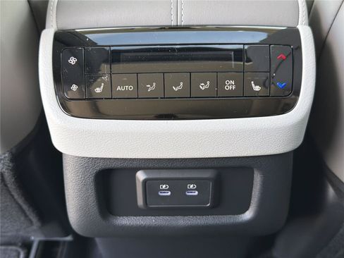 New 2027 INFINITI QX60 Luxe FWD image 27