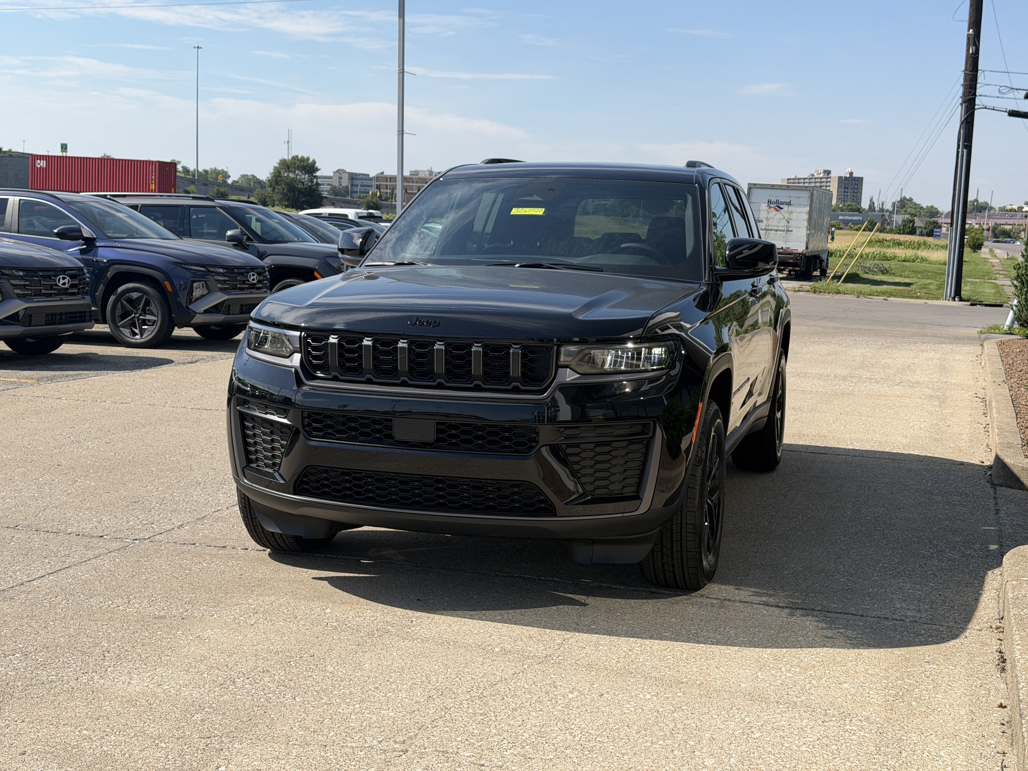 New 2026 Jeep Grand Cherokee Altitude AWD/4WD image 17