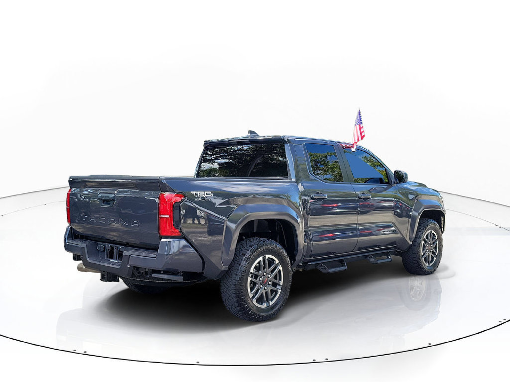 Used 2025 Toyota Tacoma TRD Sport RWD image 3