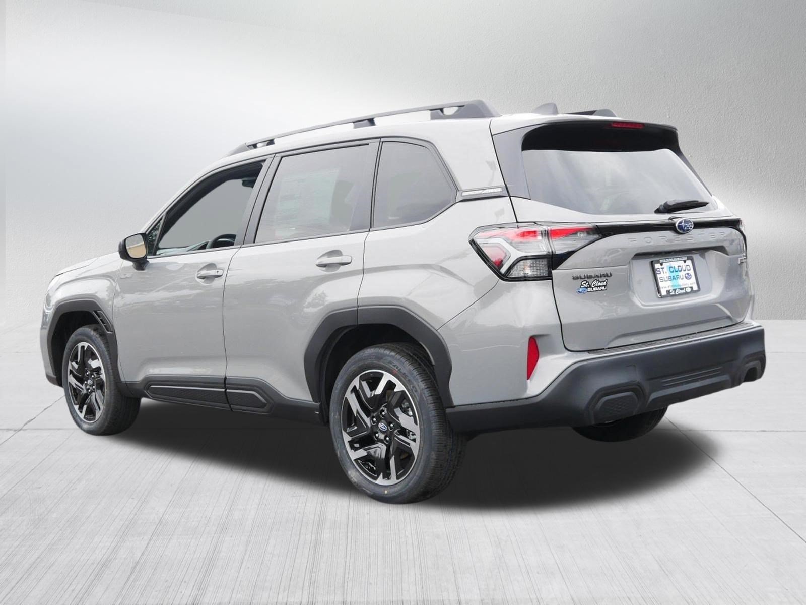 New 2026 Subaru Forester Touring AWD/4WD image 3