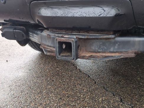 Used 2011 Lexus GX 460 w/ Comfort Plus Pkg image 34