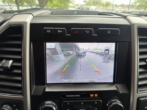 Certified 2020 Ford F350 Lariat w/ Lariat Value Package AWD/4WD image 27