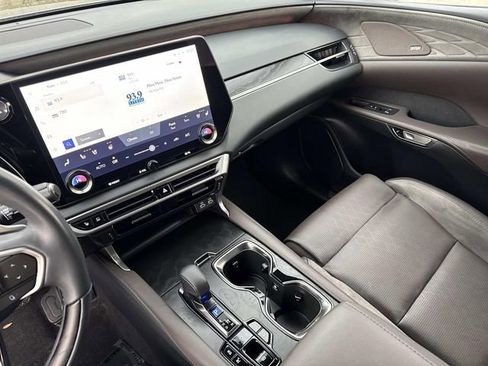 Certified 2023 Lexus RX 350 AWD w/ Cold Area Package image 27