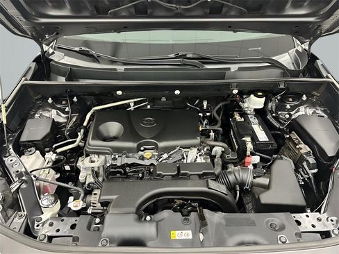 Used 2019 Toyota RAV4 XLE image 20