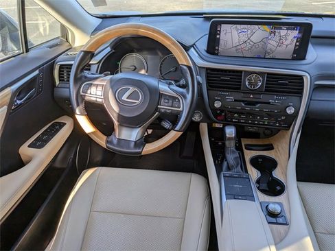 Certified 2022 Lexus RX 350L FWD w/ Premium Package image 17