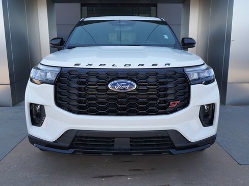 New 2026 Ford Explorer ST w/ Sun And Sound Package AWD/4WD image 4