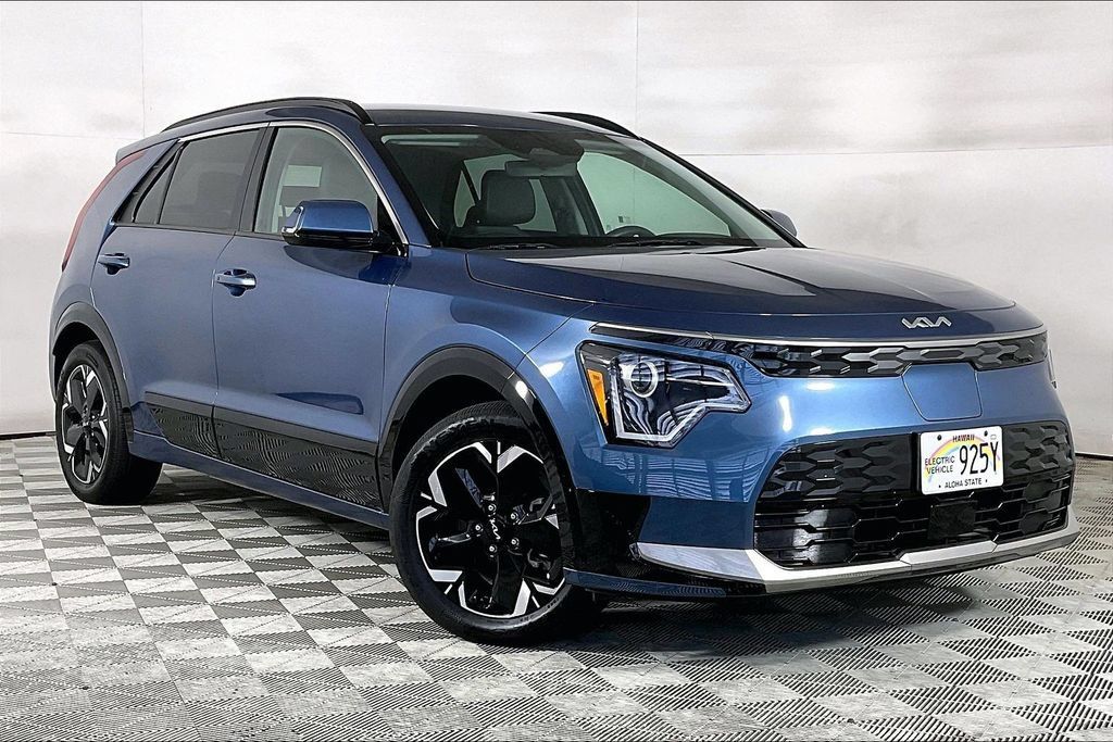Used 2023 Kia Niro Wind FWD image 12
