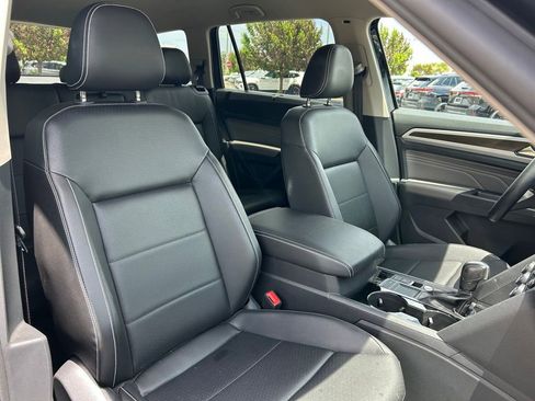 Certified 2023 Volkswagen Atlas SE FWD image 42