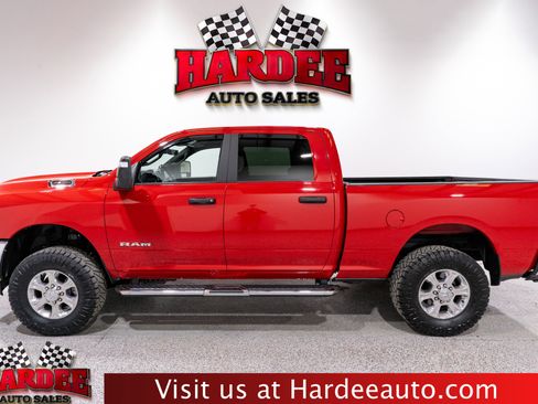 Used 2024 RAM 2500 Big Horn w/ Safety Group image 1