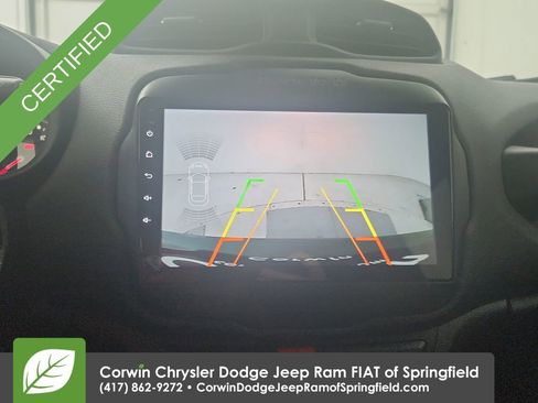 Certified 2017 Jeep Renegade Latitude w/ Safety & Security Group AWD/4WD image 24