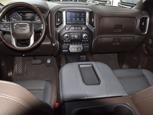 Used 2021 GMC Sierra 1500 Denali w/ Denali Ultimate Package image 16