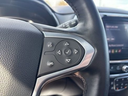 Used 2023 Chevrolet Traverse RS image 42