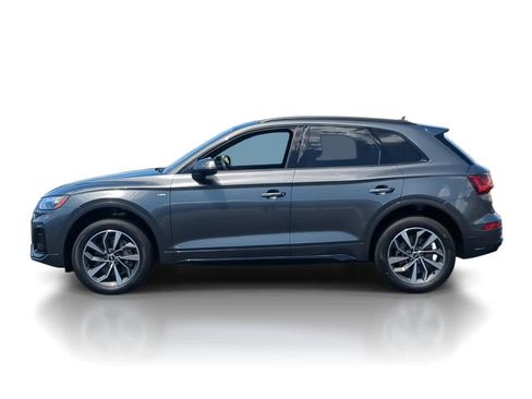 Used 2024 Audi Q5 2.0T Premium w/ Summer of Audi Package AWD/4WD image 5