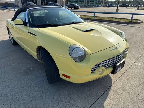 Used 2002 Ford Thunderbird RWD image 14