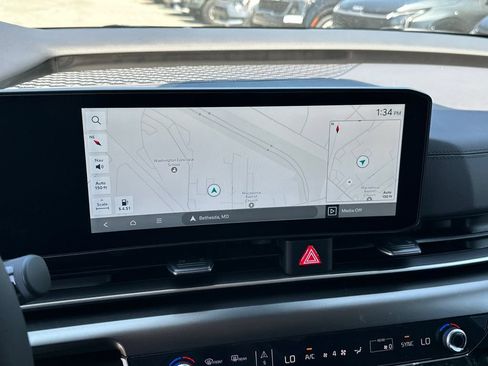 New 2026 Kia Carnival SX Prestige FWD image 27