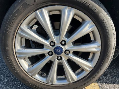 Used 2017 Ford Escape Titanium FWD image 13