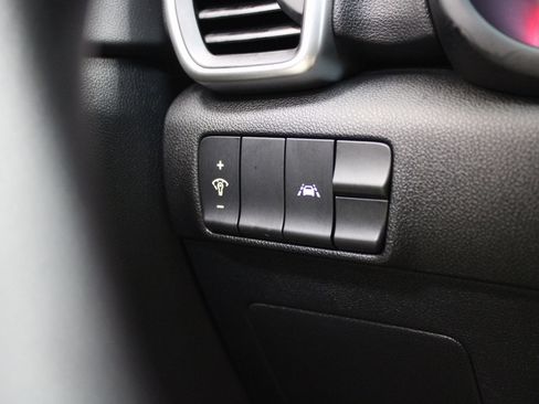 Used 2022 Kia Sportage LX image 32