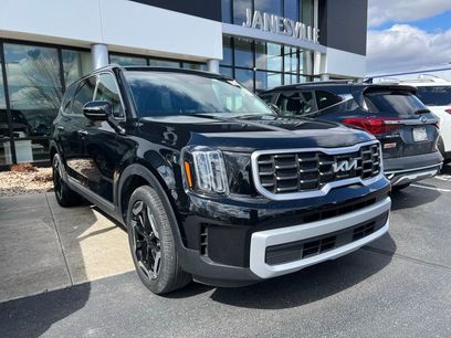 Used 2025 Kia Telluride S