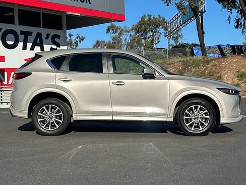 Used 2024 MAZDA CX-5 AWD 2.5 S w/ Select Package image 6