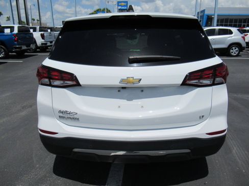 Certified 2023 Chevrolet Equinox LT FWD image 6
