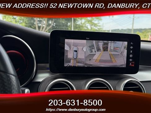 Used 2022 Mercedes-Benz GLC 300 4MATIC image 29