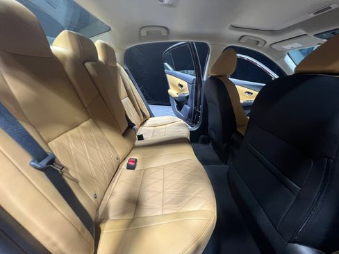 New 2025 Nissan Sentra SV w/ SV Premium Package image 18